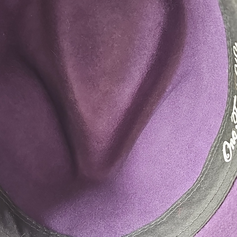 One Fresh Hat Plum Colored Wool Women's Hat - Picture 4 of 5